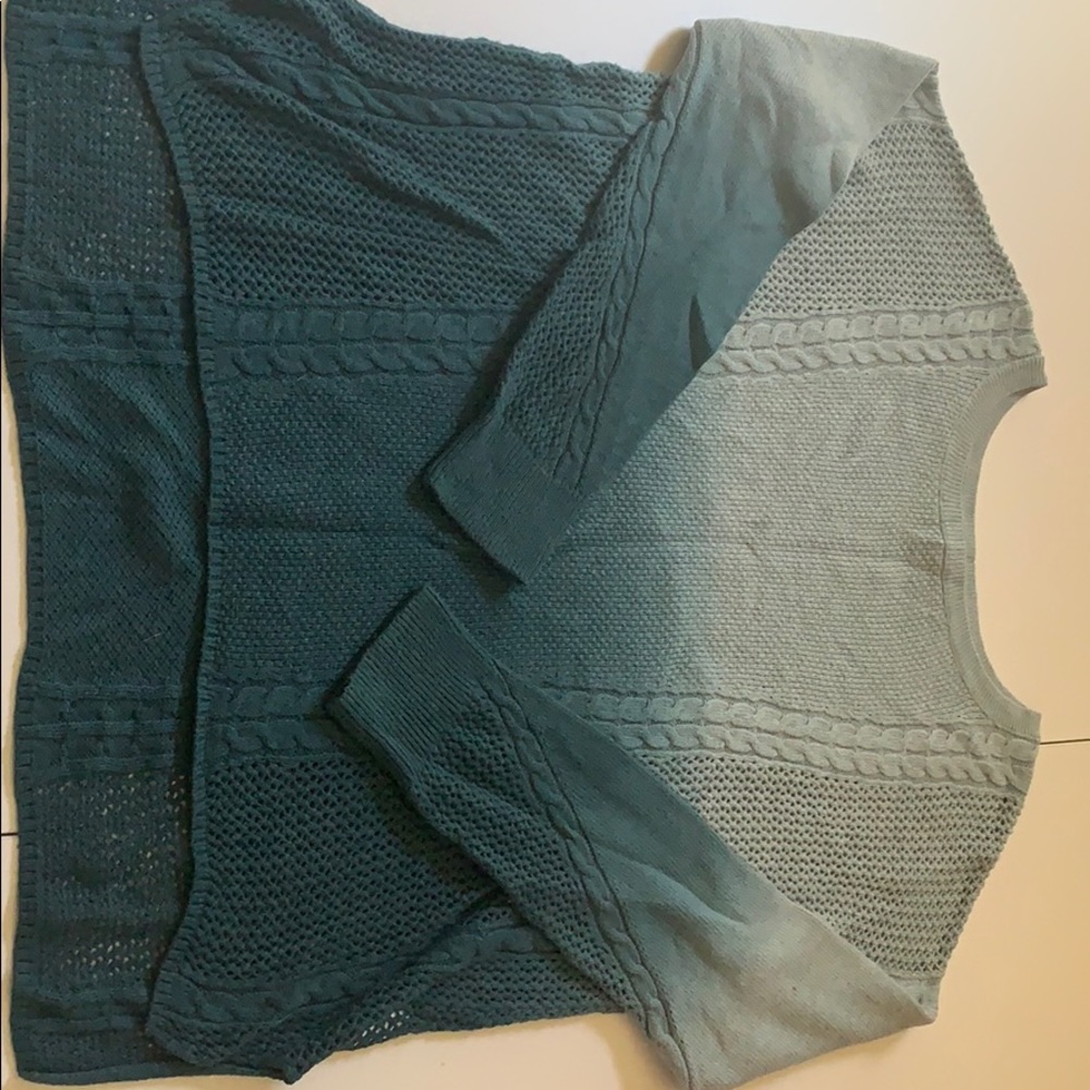 American Eagle Pullover Crew Sweater